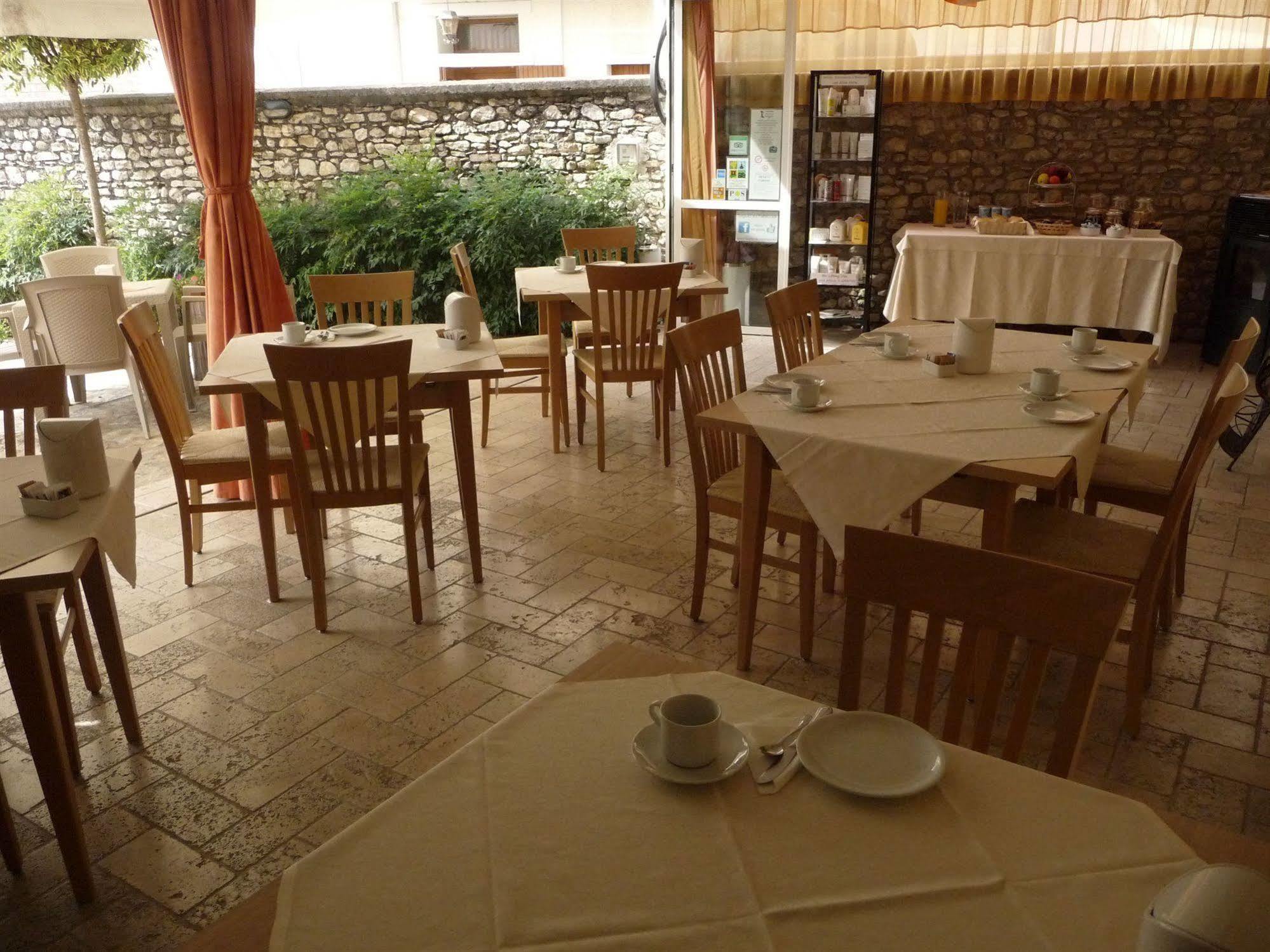 Locanda Ai Archi Di Andreola Monica Farra di Soligo Exteriör bild